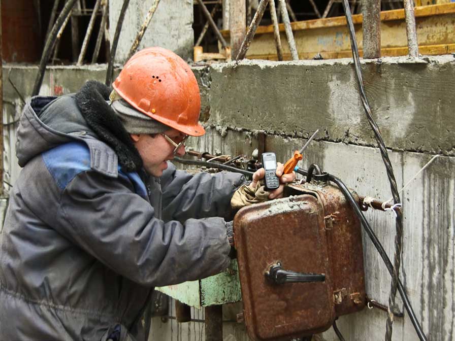 електротехници, 24 от 7